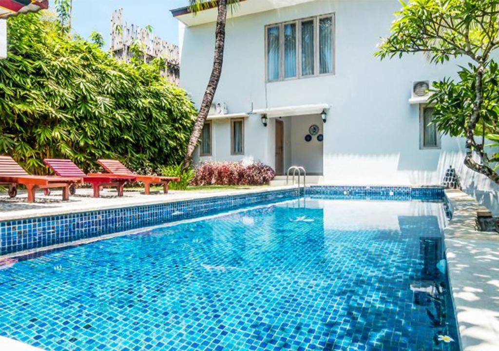 Отель Abian Biu Mansion Dalung  Экстерьер фото
